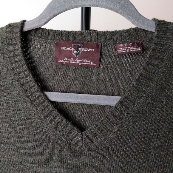 NWOT Moss Green Lambswool Blend Mens V-Neck Sweater L - Picture 3 of 7